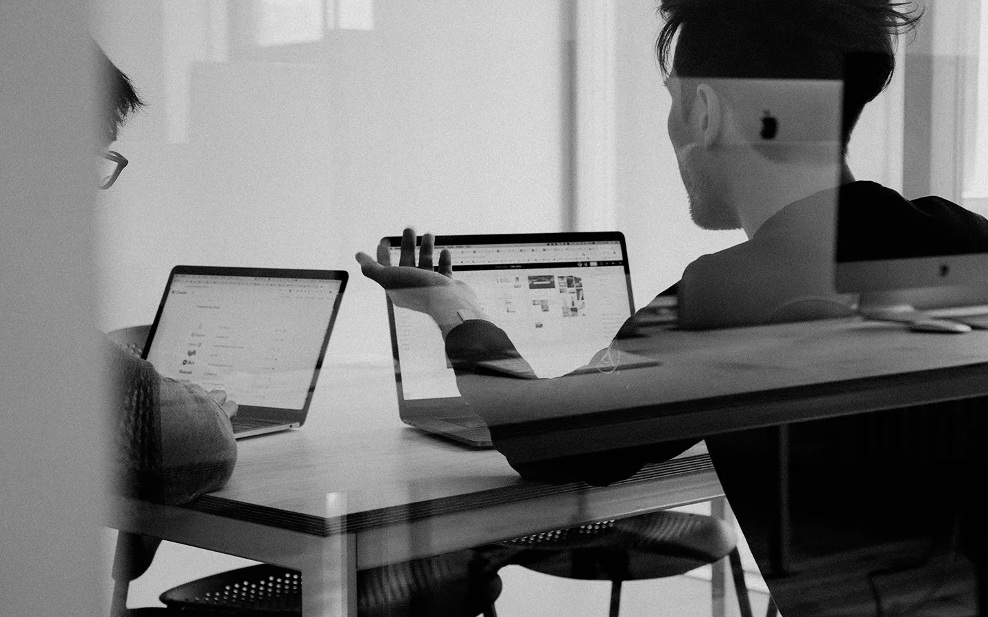 Freelancer working out their rate
